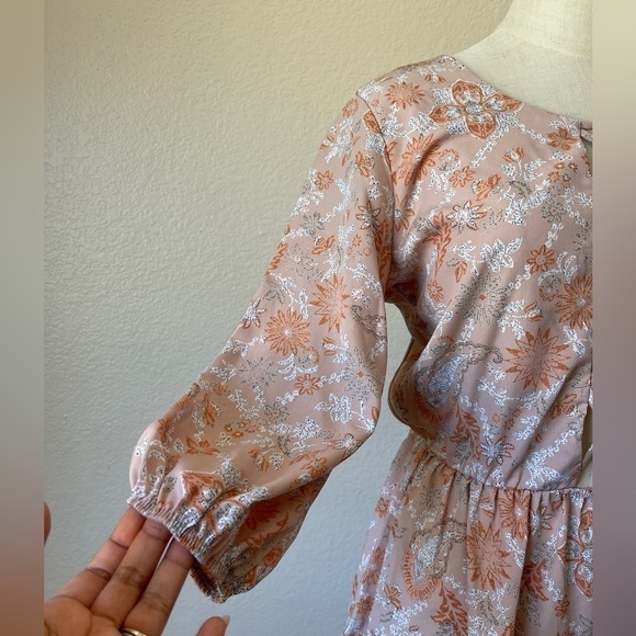 BIN#2 - LAC BLEU Floral Print Romper - Picture 7 of 8